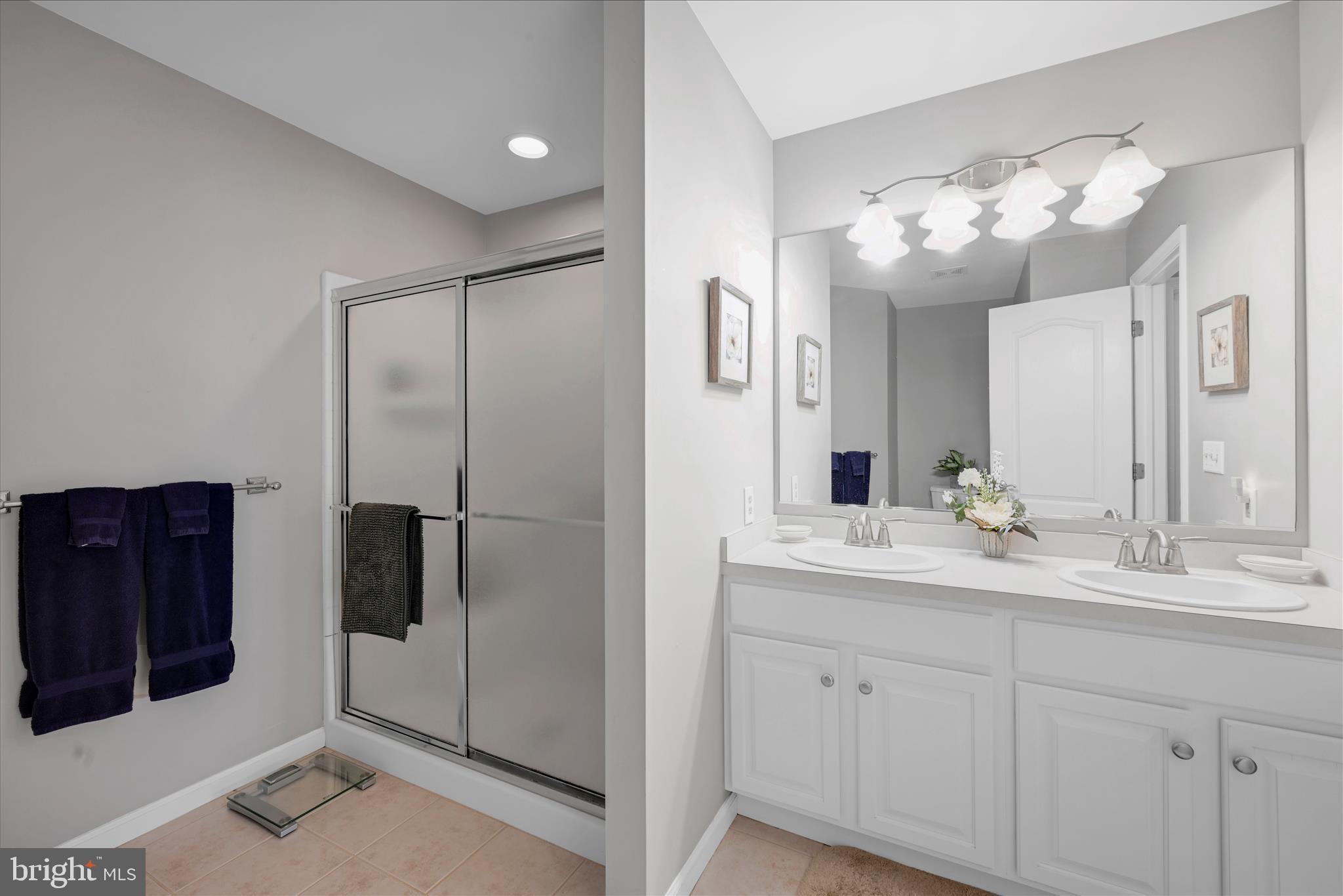 GREENS AT HAWK VALLEY - Residential