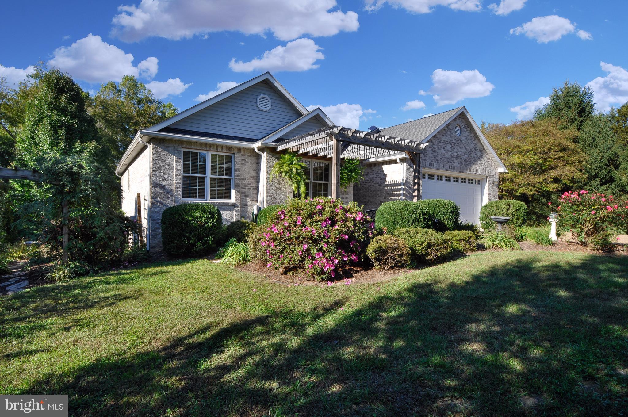 ASPEN HILL - Residential