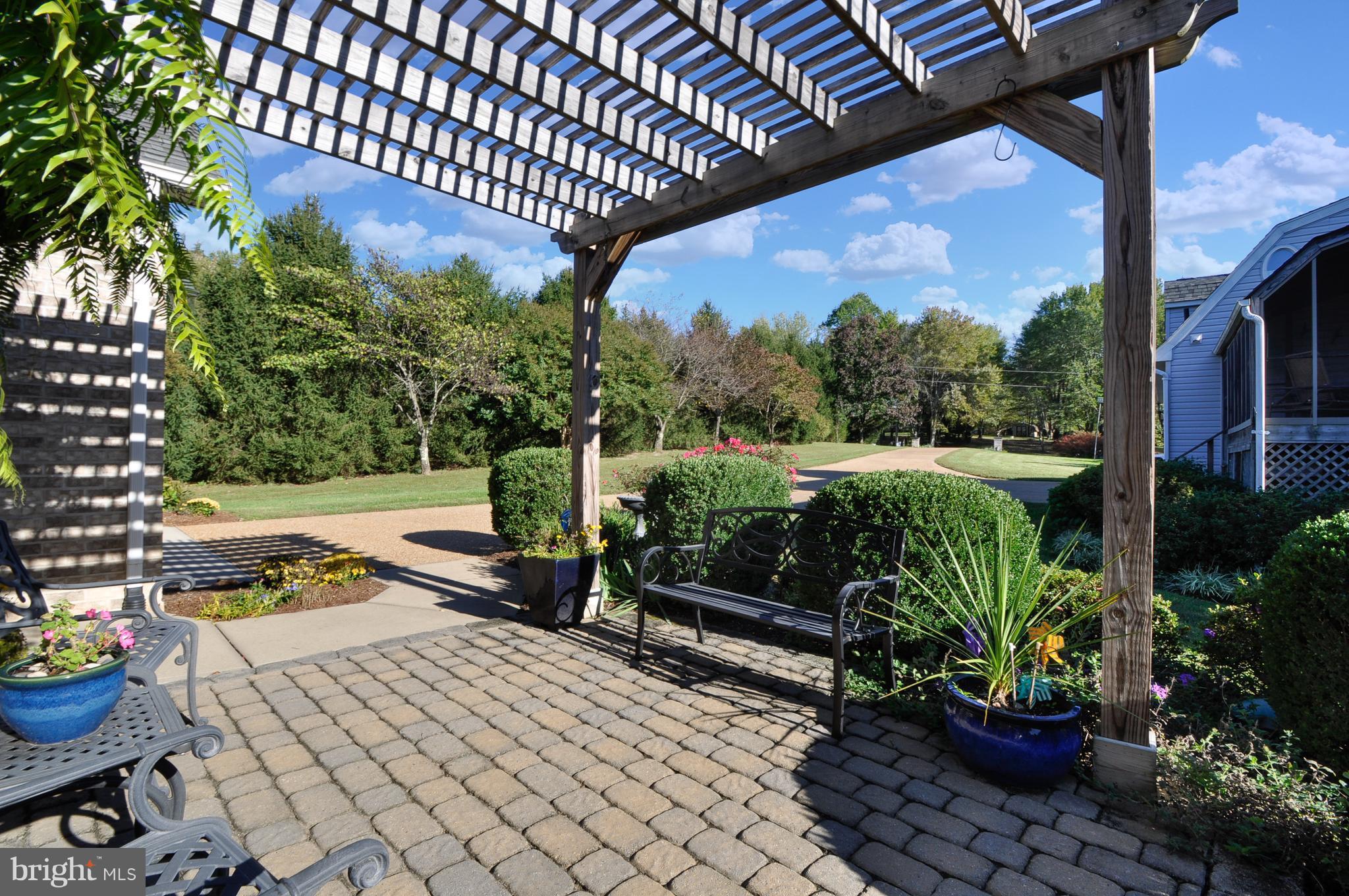 ASPEN HILL - Residential