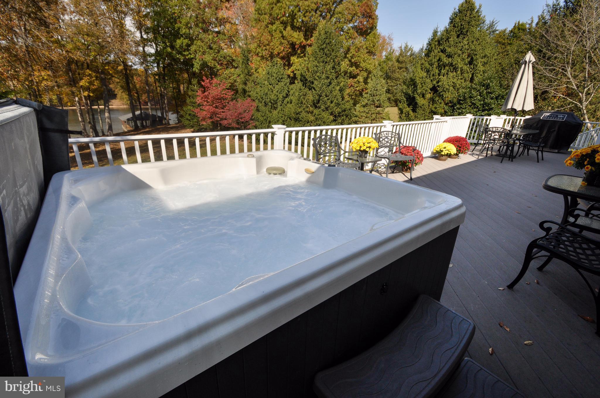 ASPEN HILL - Residential