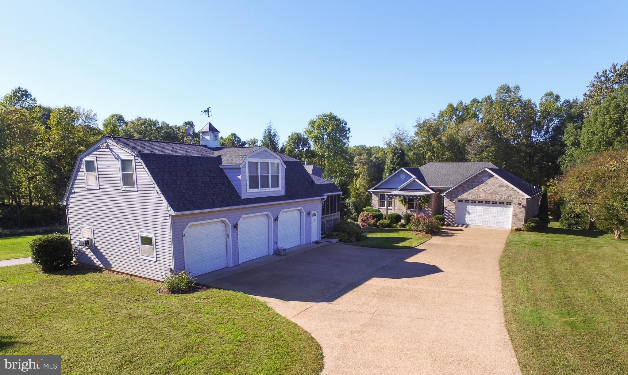 ASPEN HILL - Residential