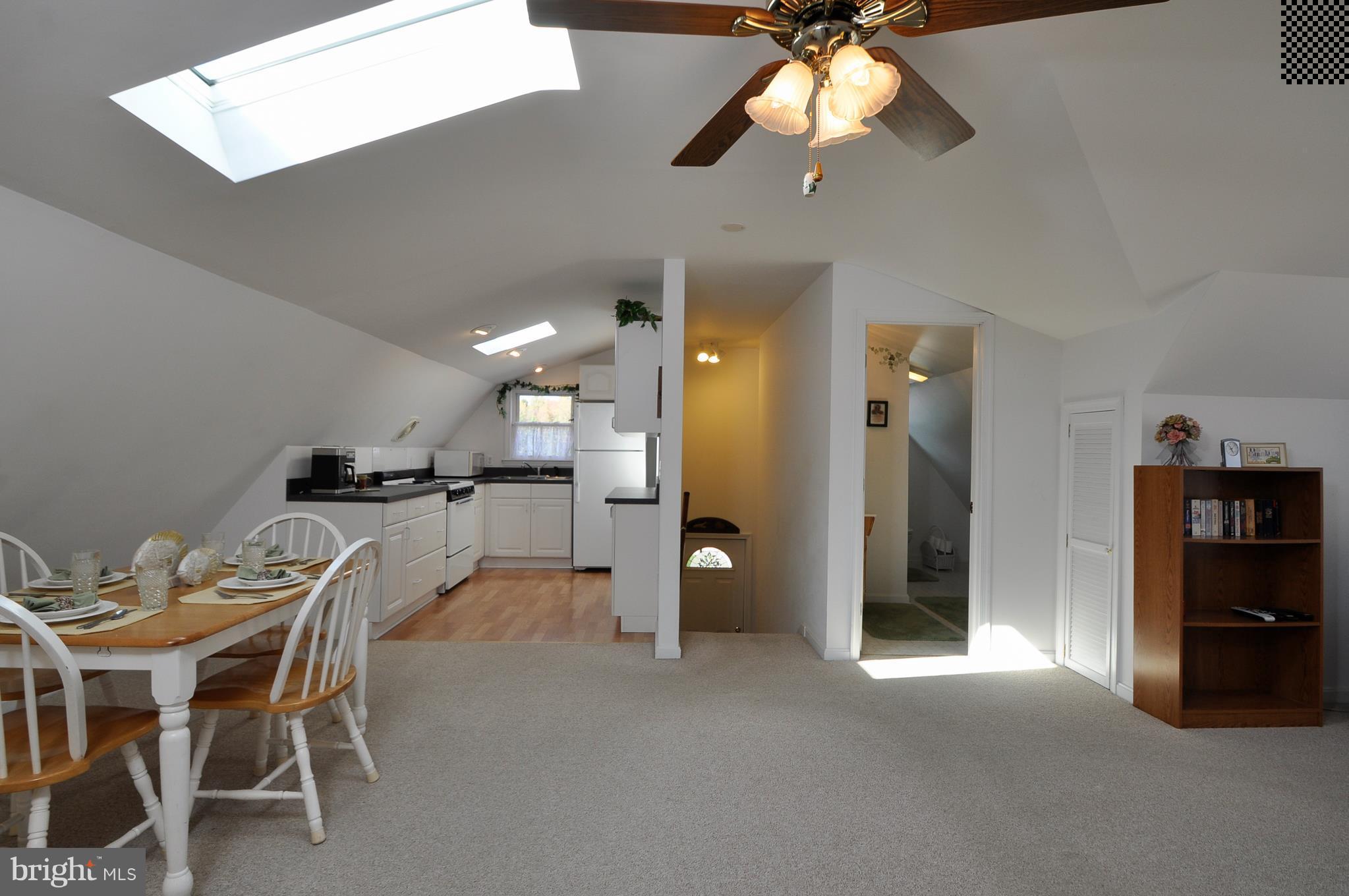 ASPEN HILL - Residential