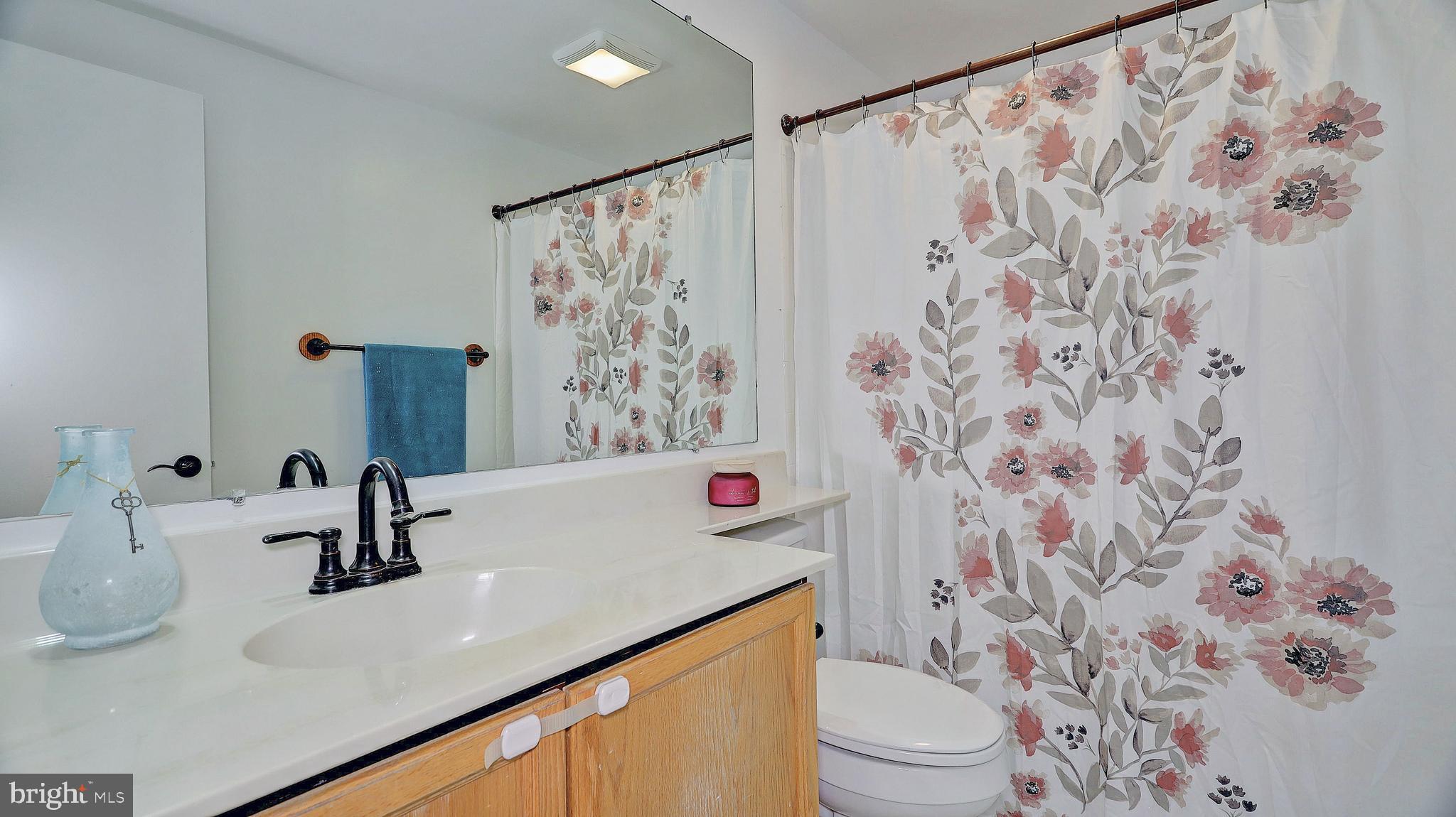 THE COVE - Residential Lease