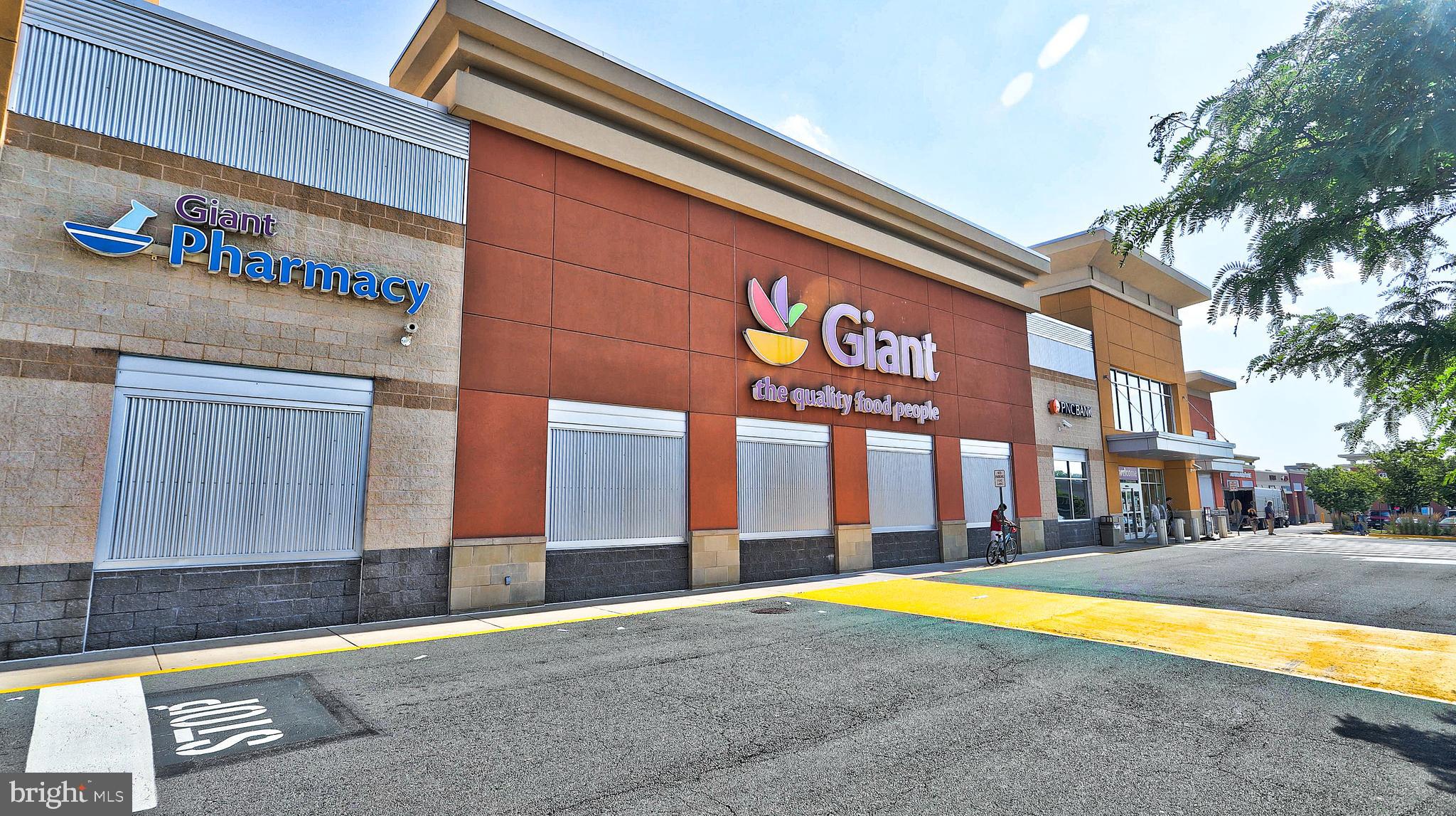 THE COVE - Residential Lease