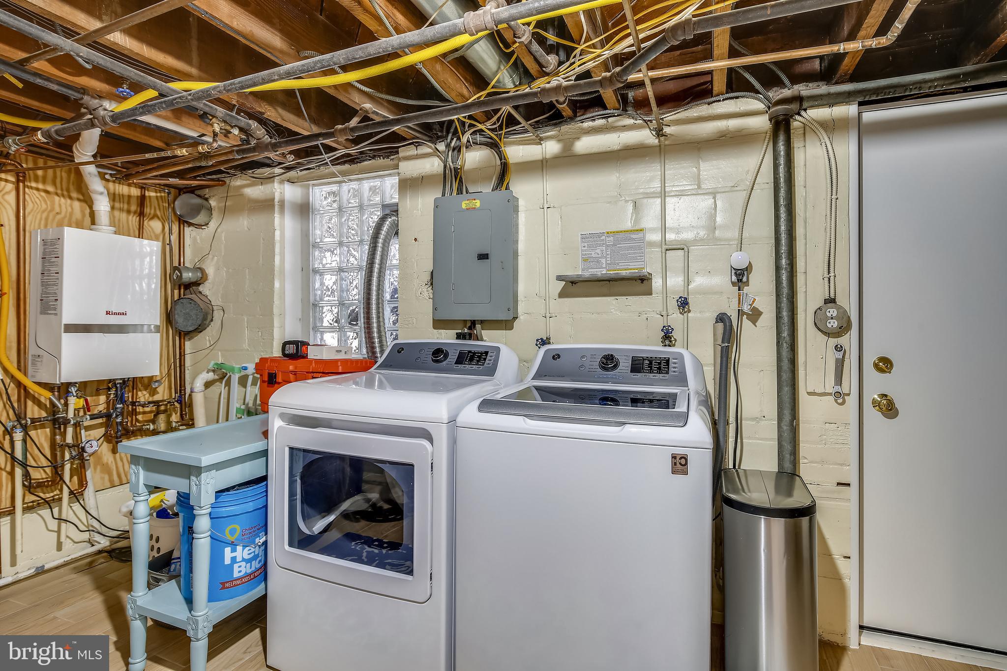 ROSEMONT - Residential