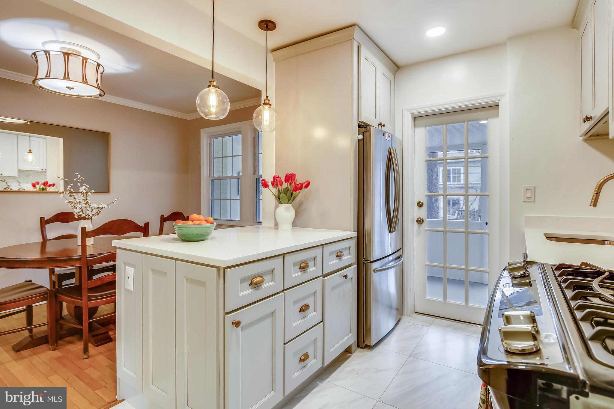 ROSEMONT - Residential