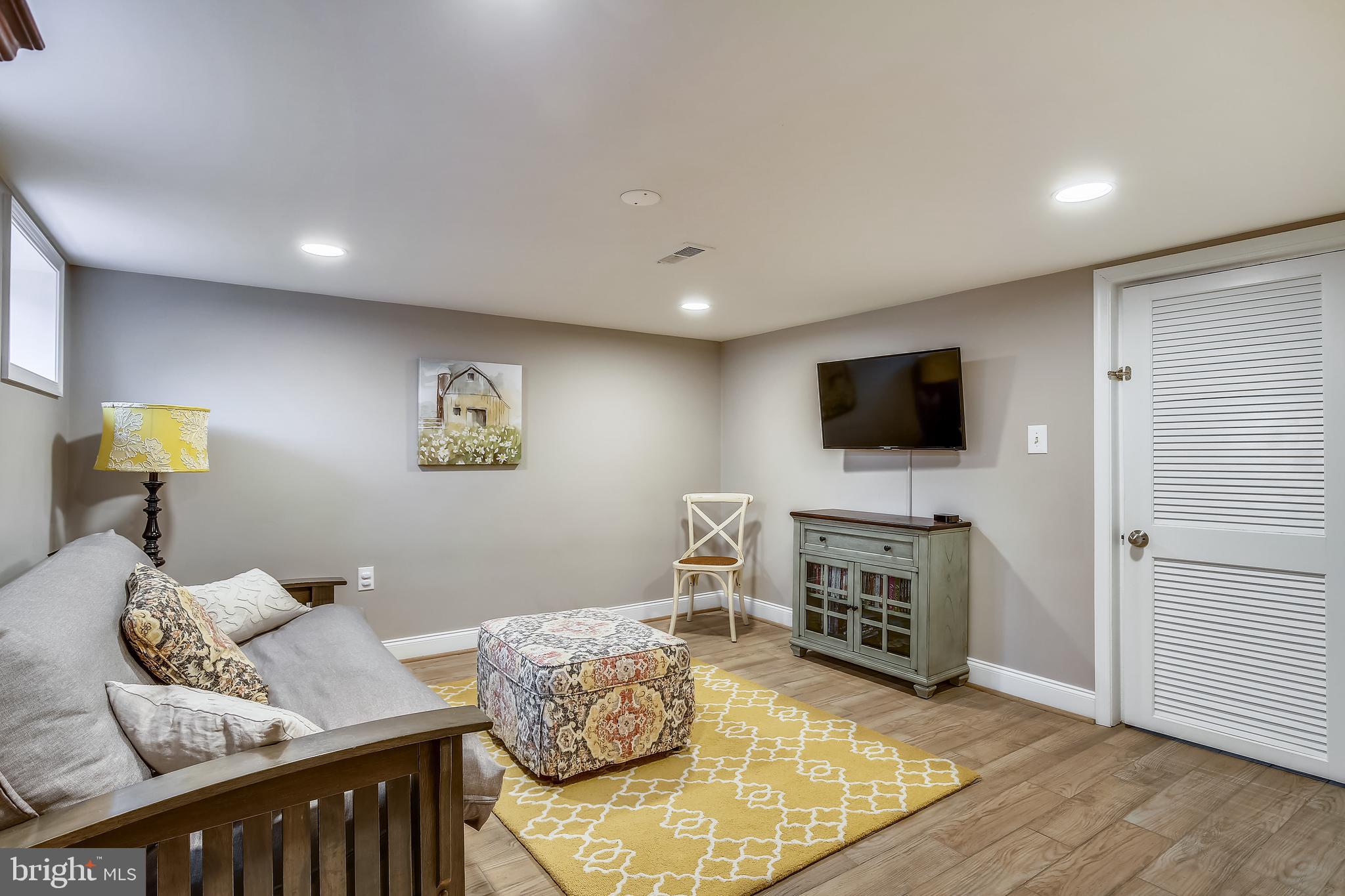 ROSEMONT - Residential