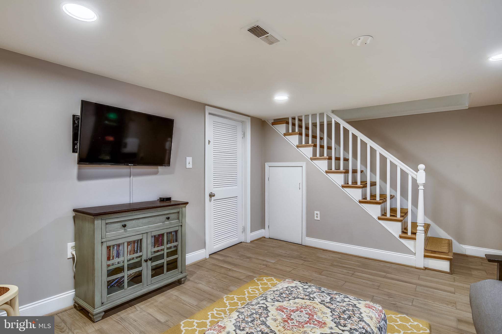 ROSEMONT - Residential