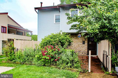 357 GREENLAND DRIVE LANCASTER PA 17602