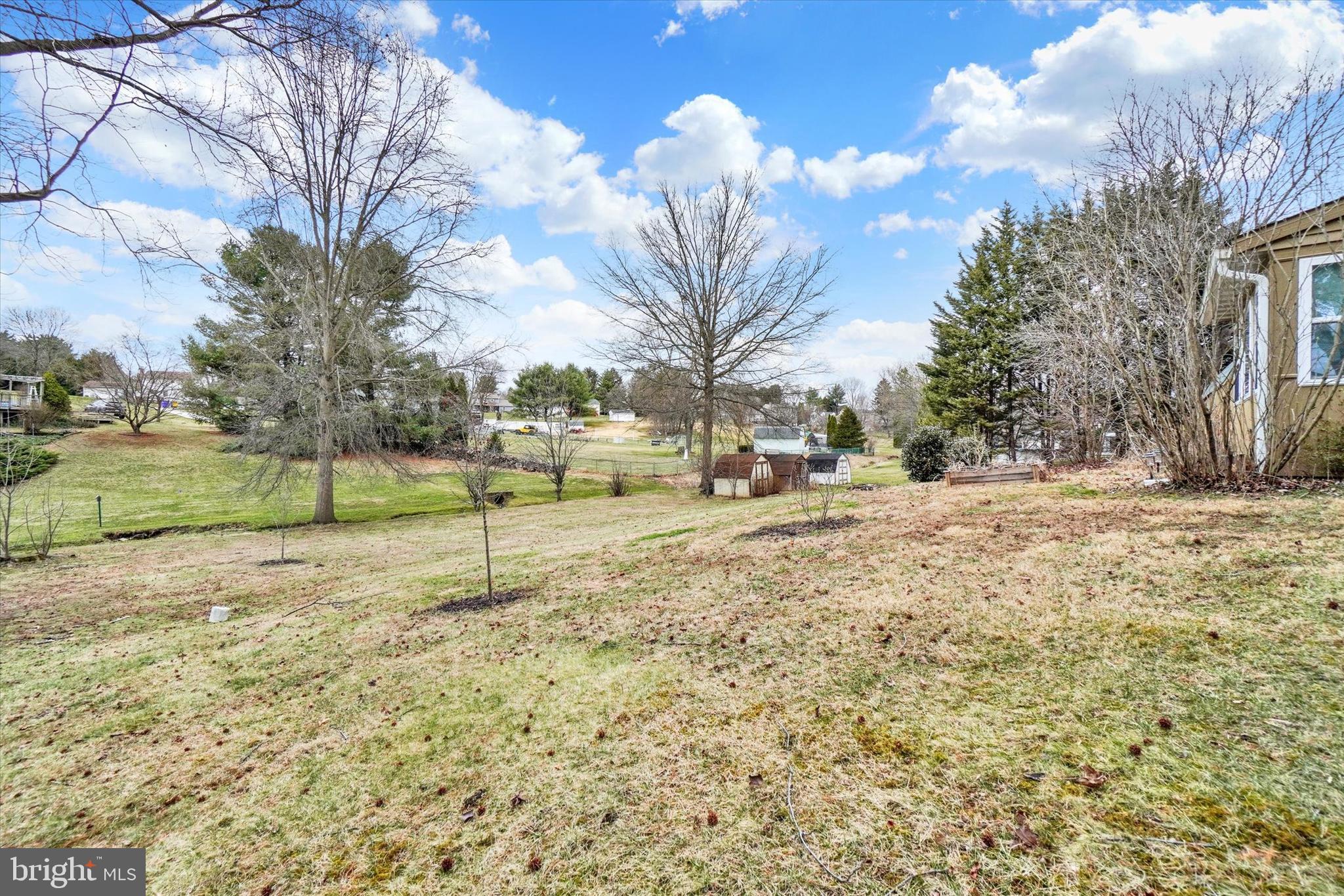 SLYDER ESTATES - Residential