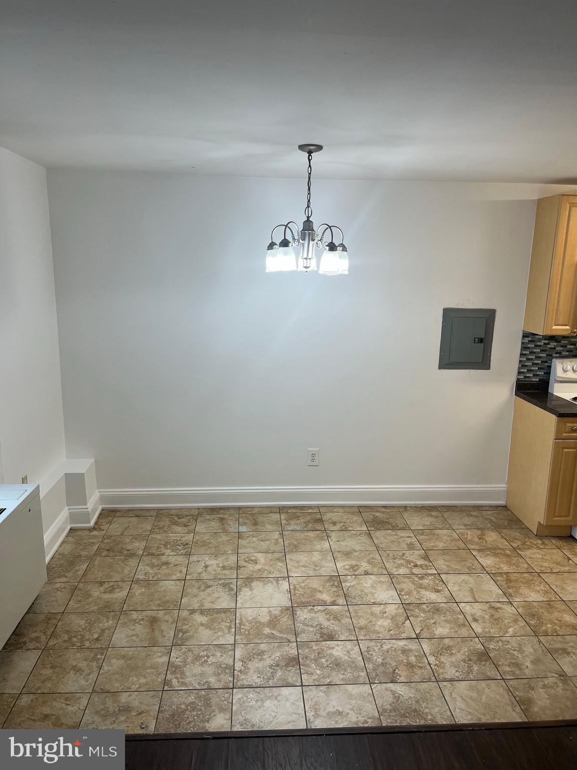 THE FAIRMONT 5601 CONDO - Residential Lease