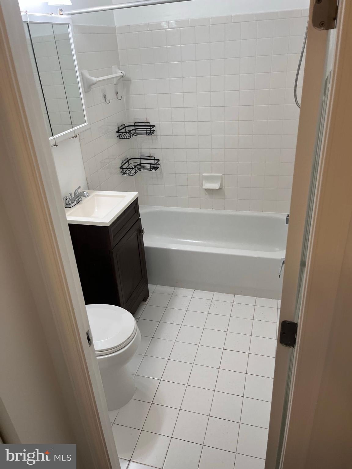 THE FAIRMONT 5601 CONDO - Residential Lease