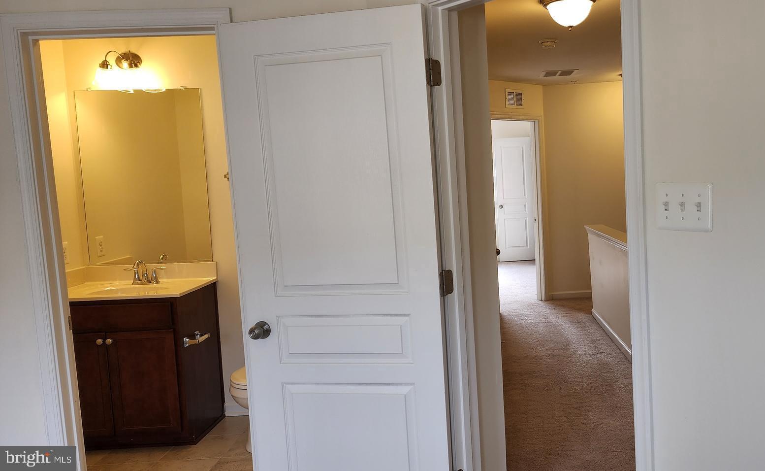 SHANNONS GLEN - Residential Lease