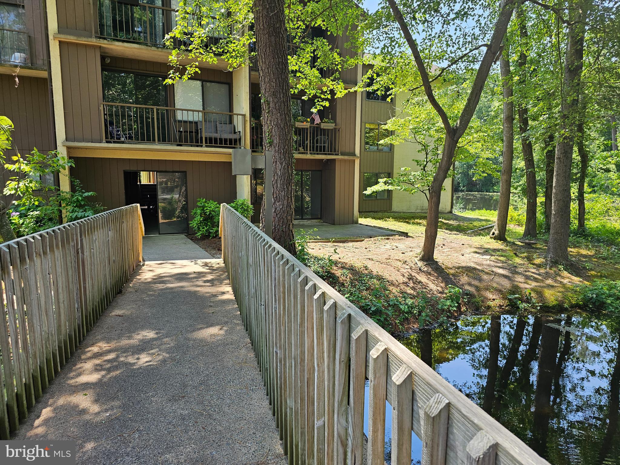 CANAL WOODS CM - Residential Lease