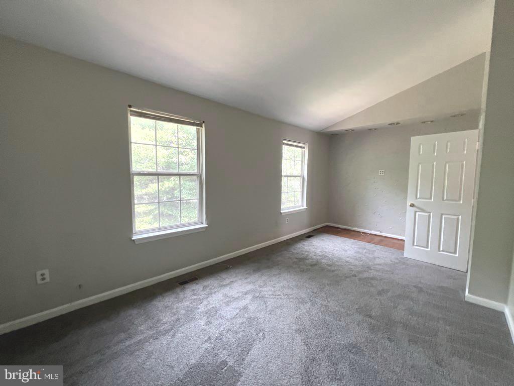 PIKESWOOD VILLAGE - Residential Lease