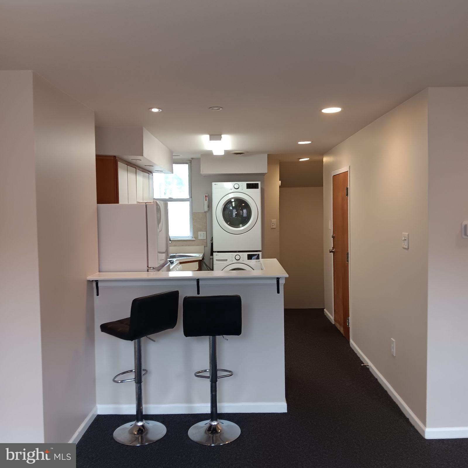 PHILADELPHIA (NORTH) - Residential Lease