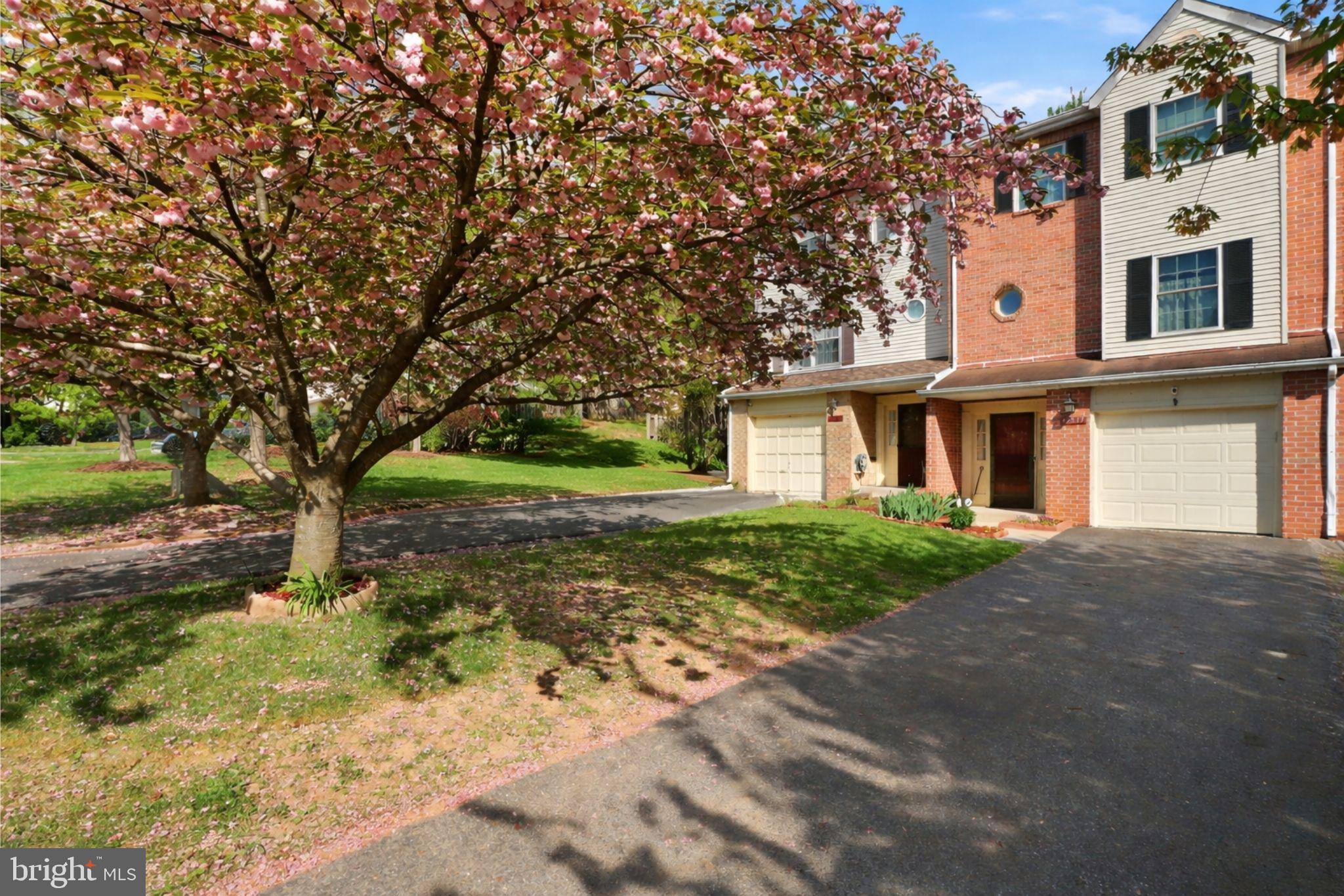 THE COLONY - Residential