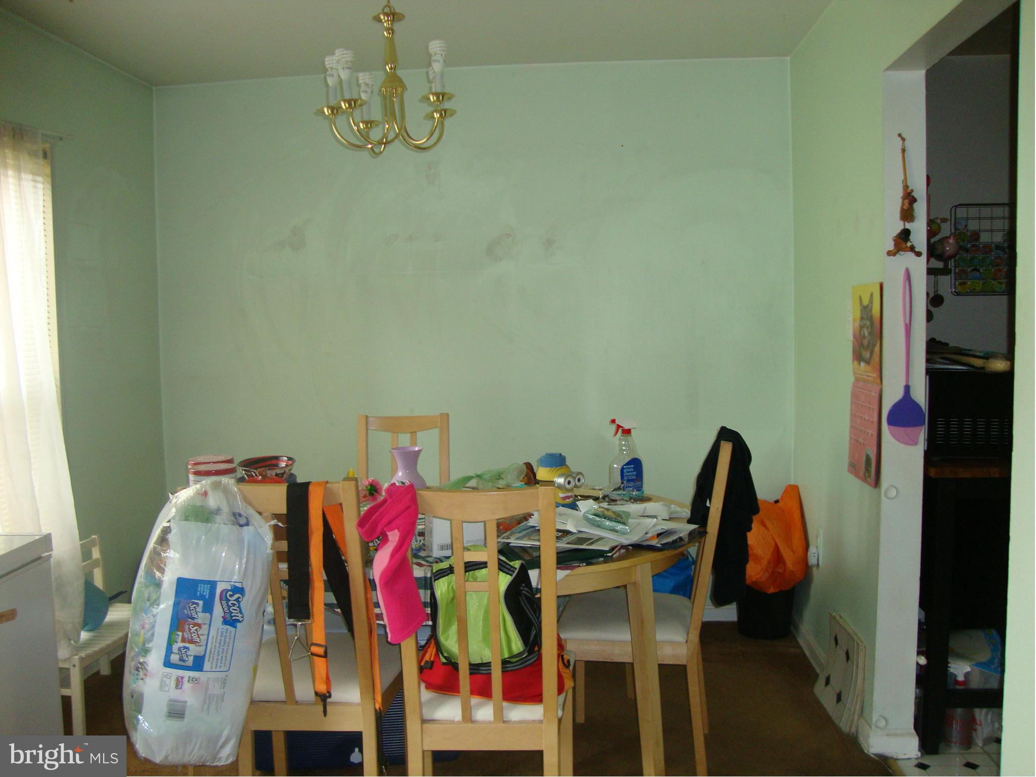 CANTERBURY SQUARE - Residential