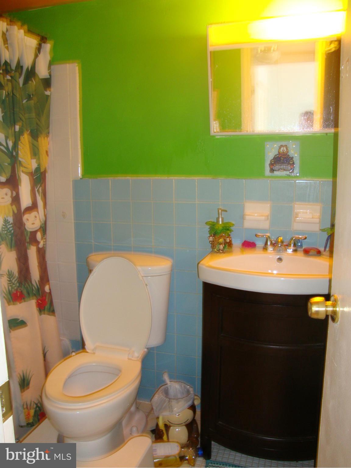 CANTERBURY SQUARE - Residential