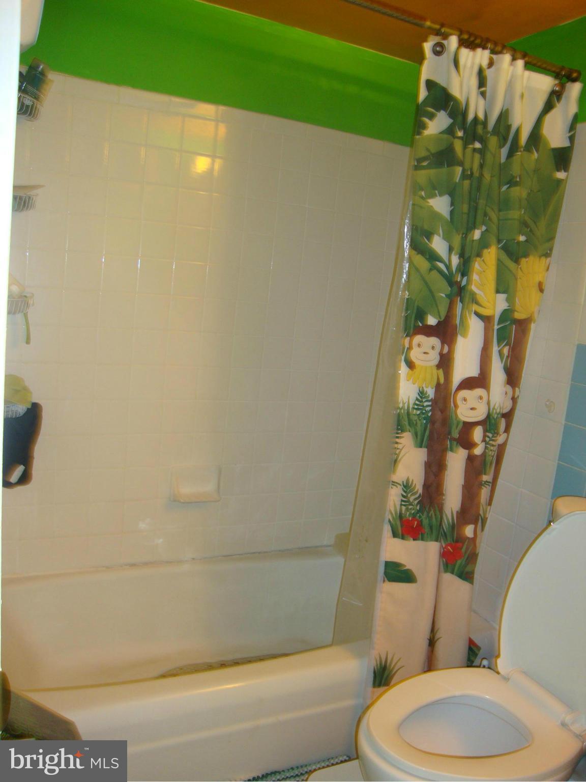 CANTERBURY SQUARE - Residential