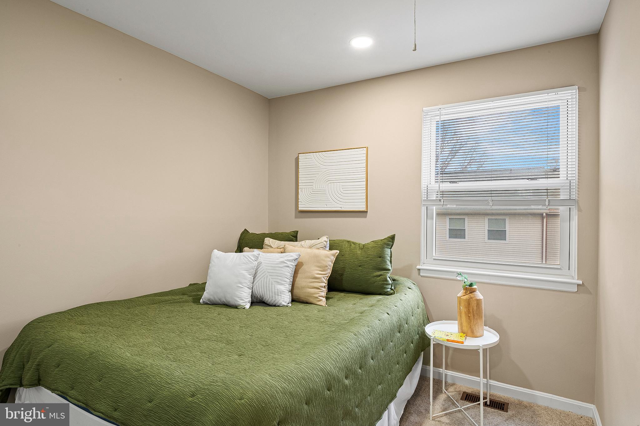 CROFTON MEADOWS - Residential