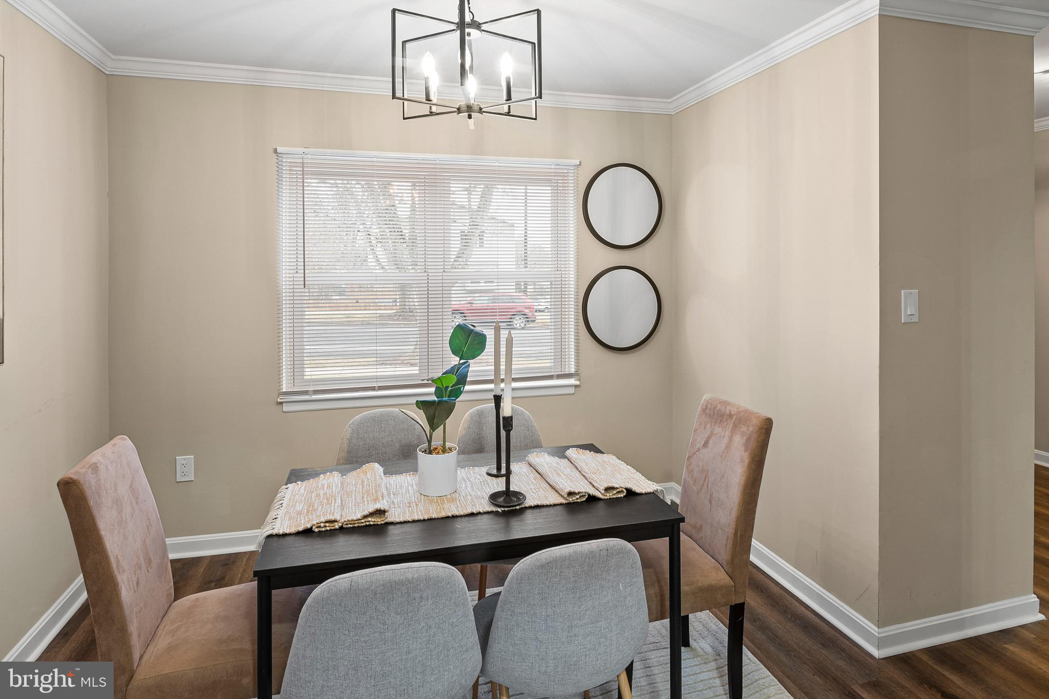 CROFTON MEADOWS - Residential