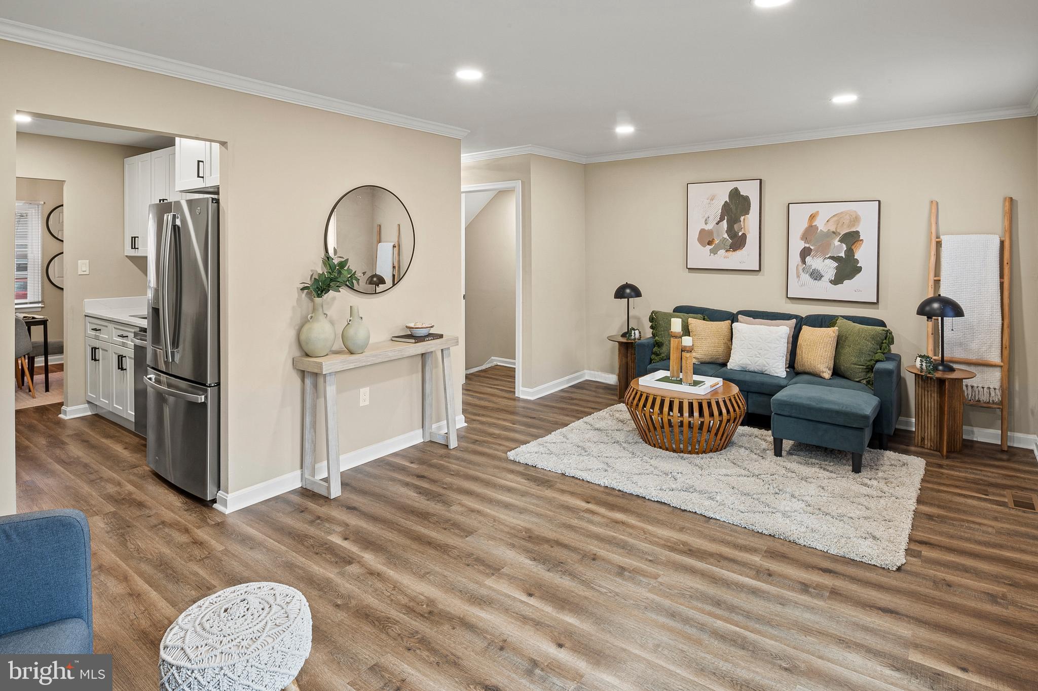 CROFTON MEADOWS - Residential