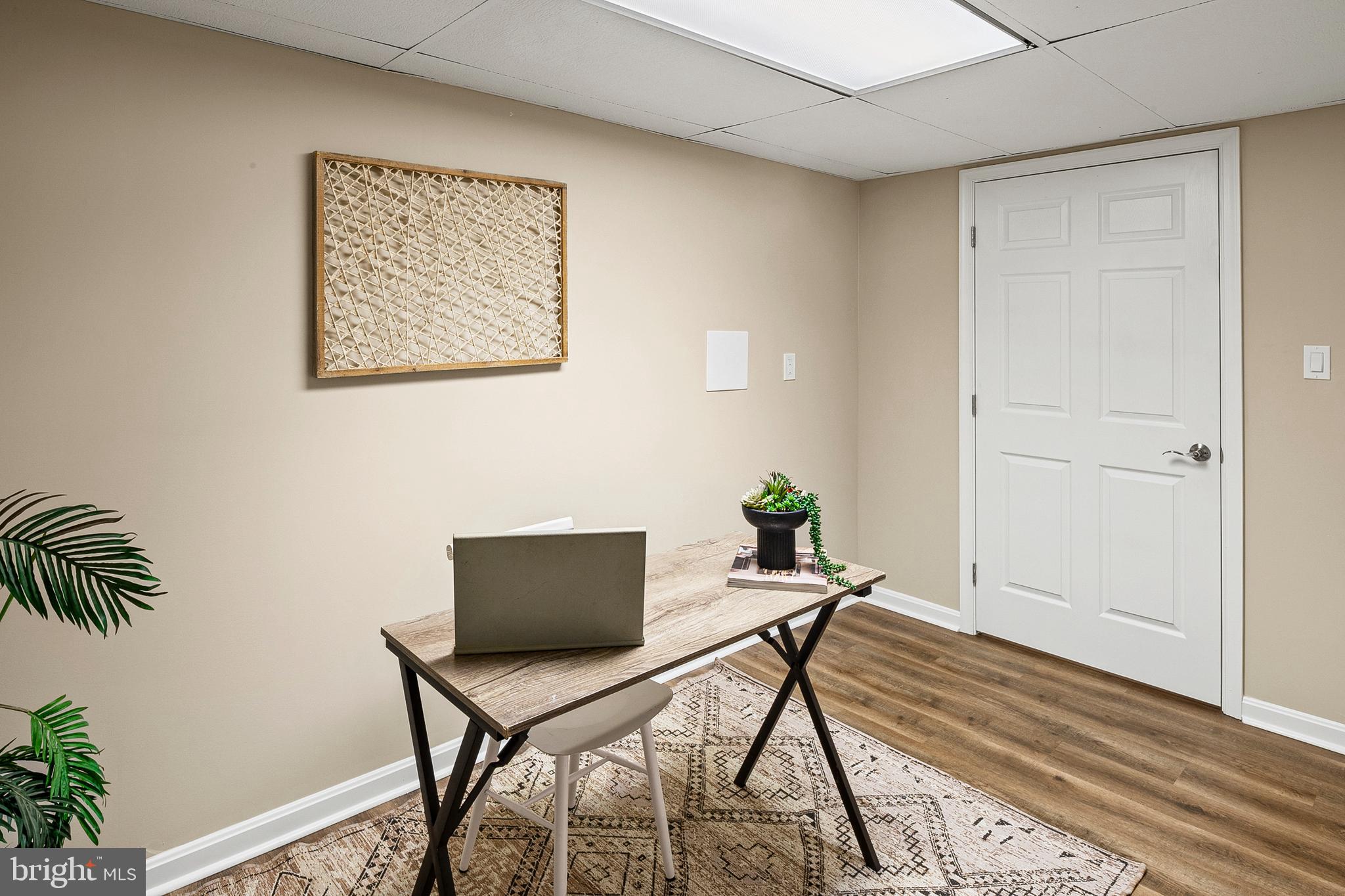 CROFTON MEADOWS - Residential