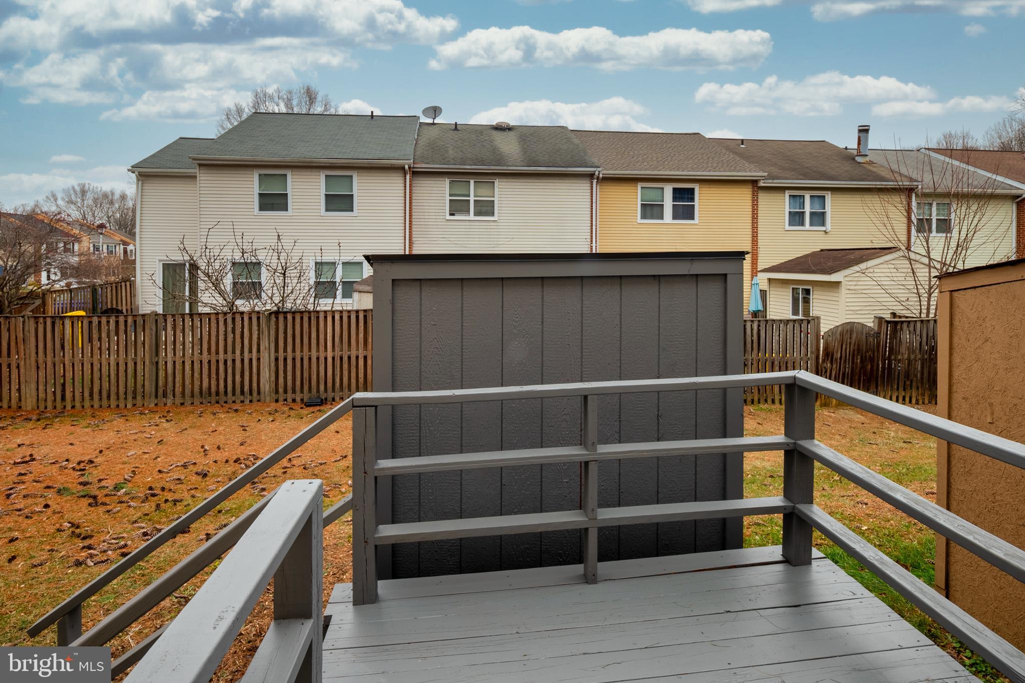 CROFTON MEADOWS - Residential