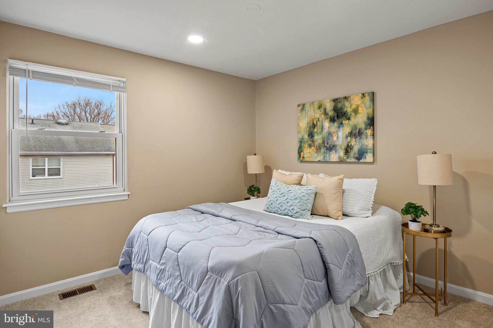 CROFTON MEADOWS - Residential