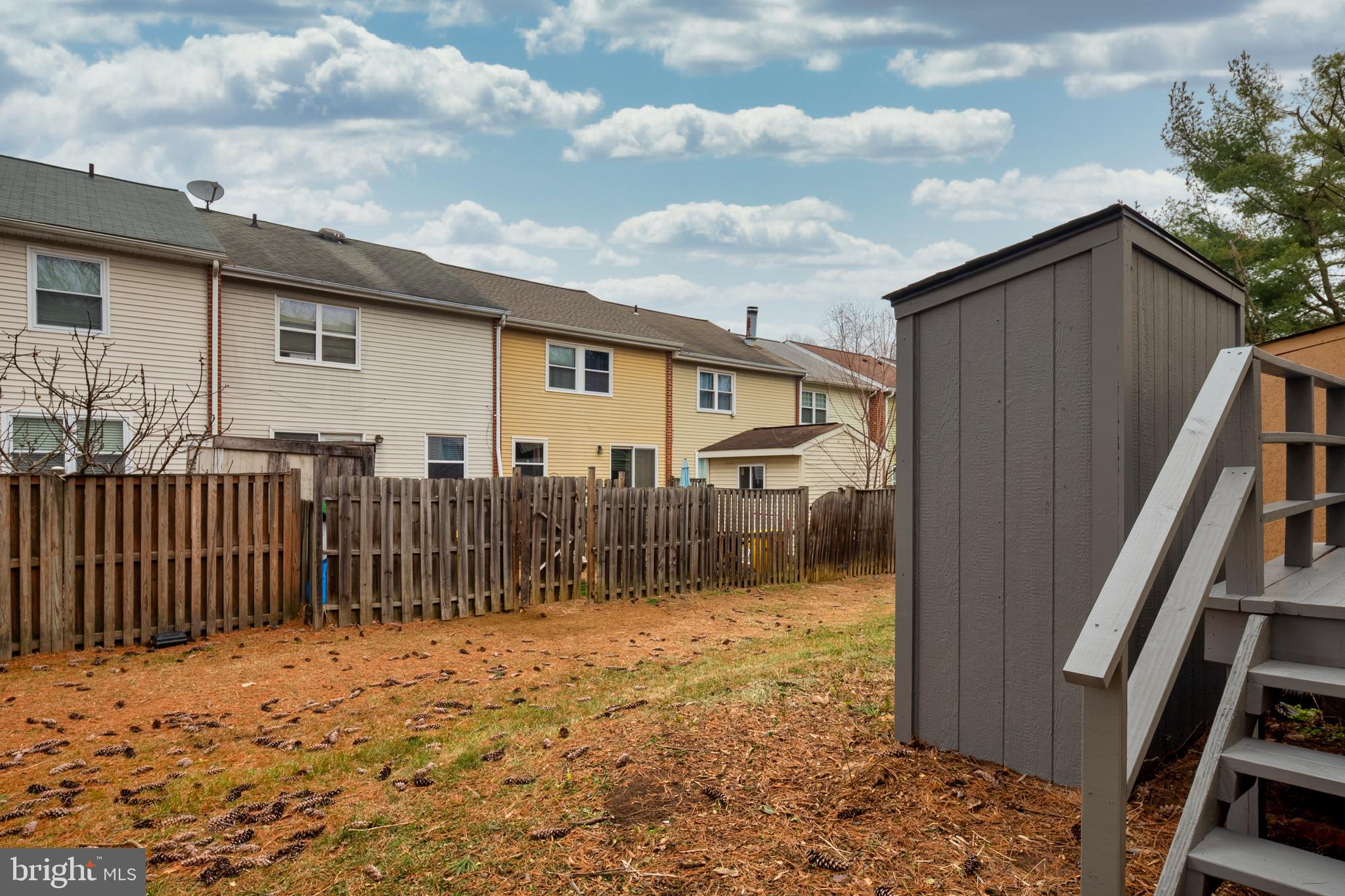 CROFTON MEADOWS - Residential
