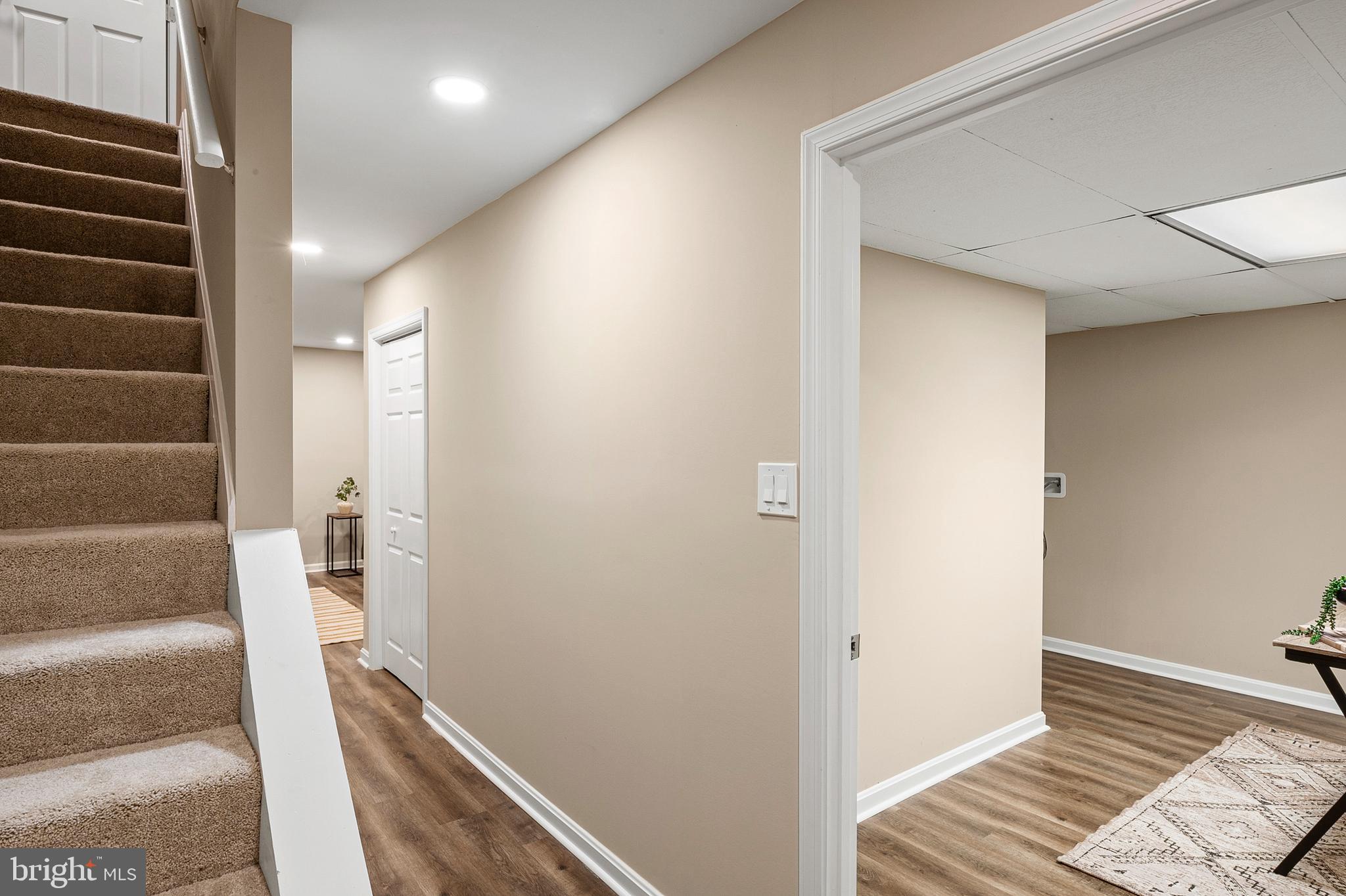 CROFTON MEADOWS - Residential