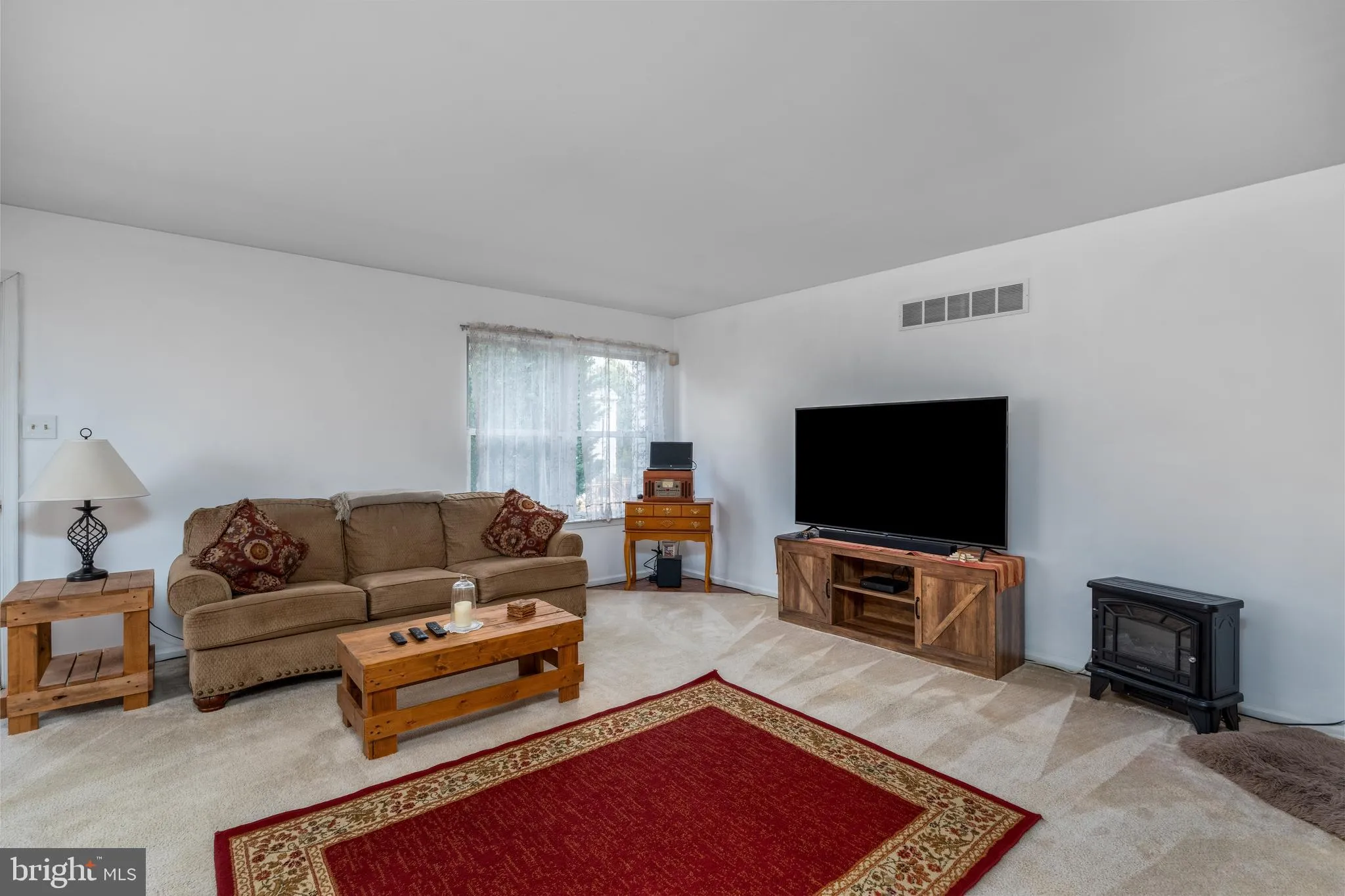 Bear, Delaware 19701, United States, 3 Bedrooms Bedrooms, ,2 BathroomsBathrooms,Residential,Active,32923