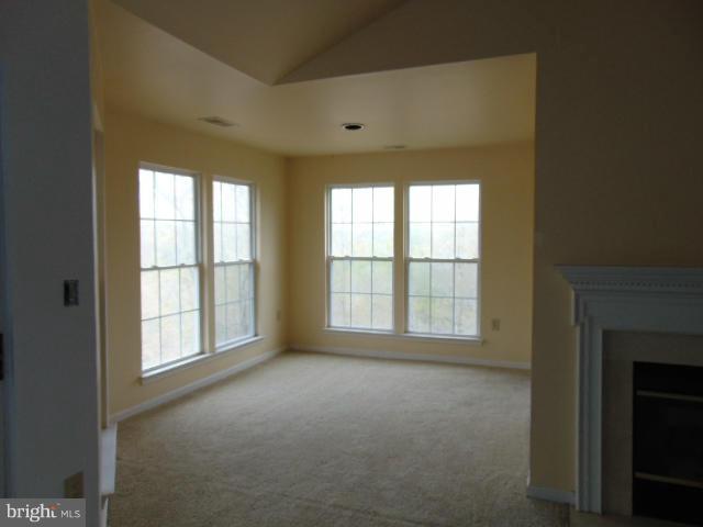 RUSSETT - Residential