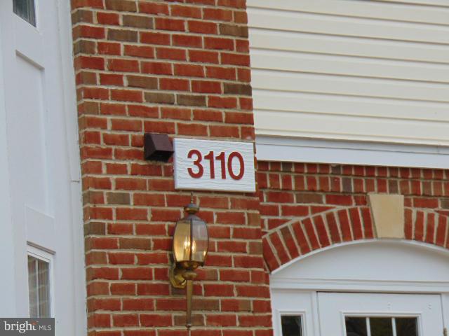 RUSSETT - Residential