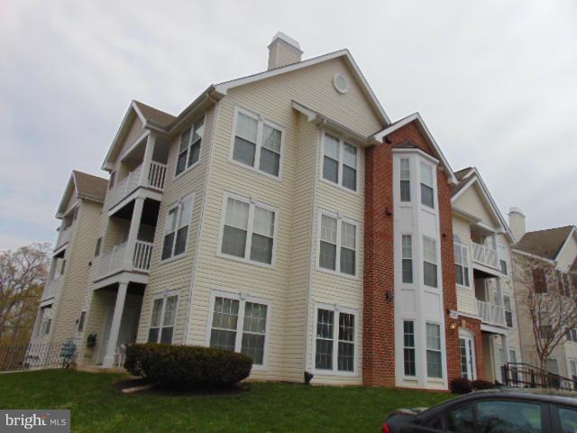 RUSSETT - Residential