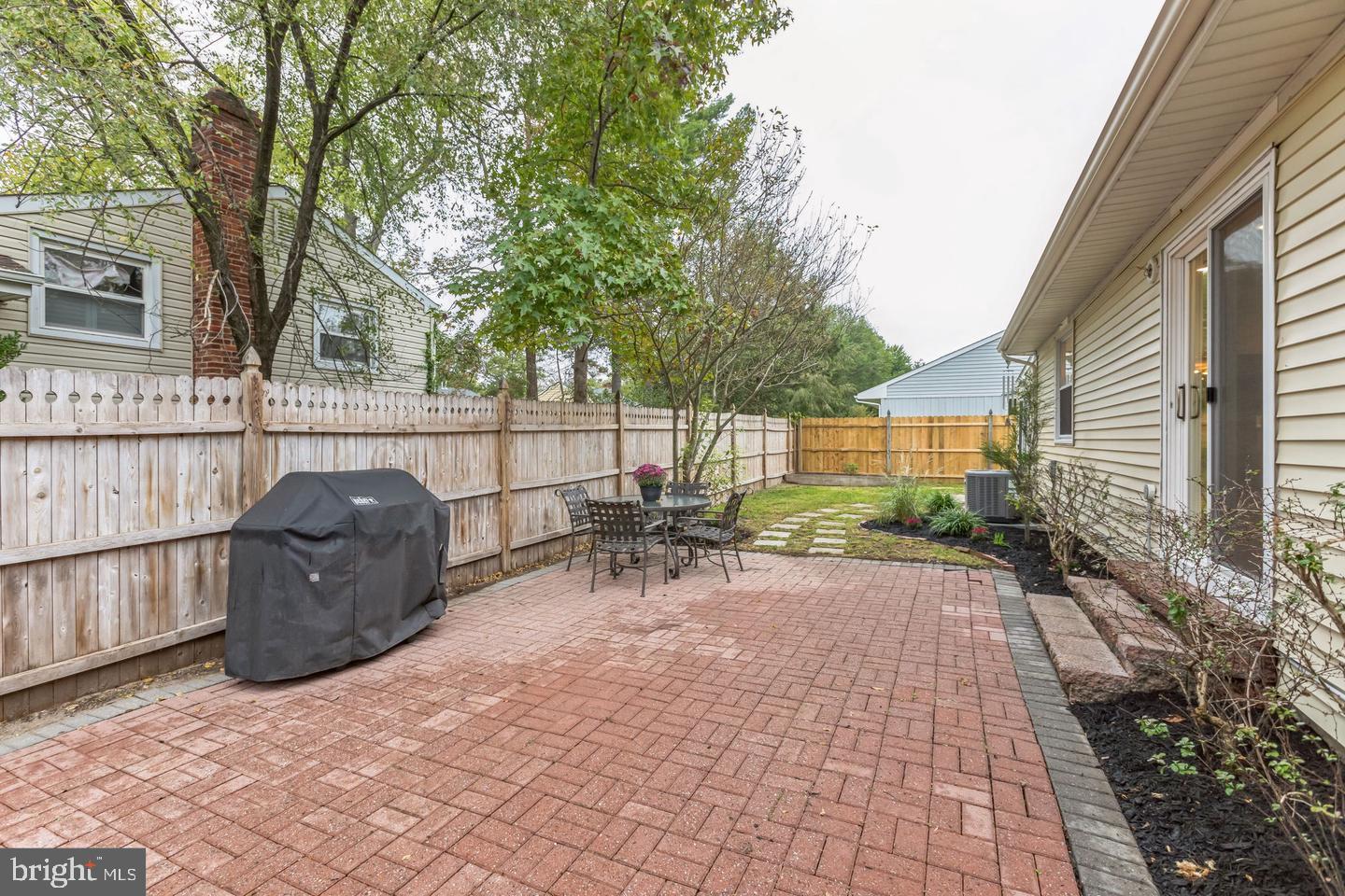 205 BARCLAY LANE