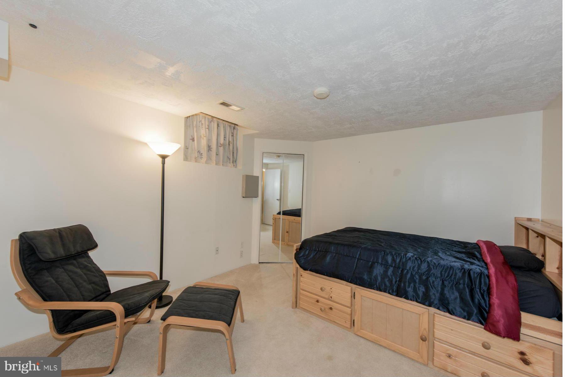 HICKORY RIDGE - Residential Lease