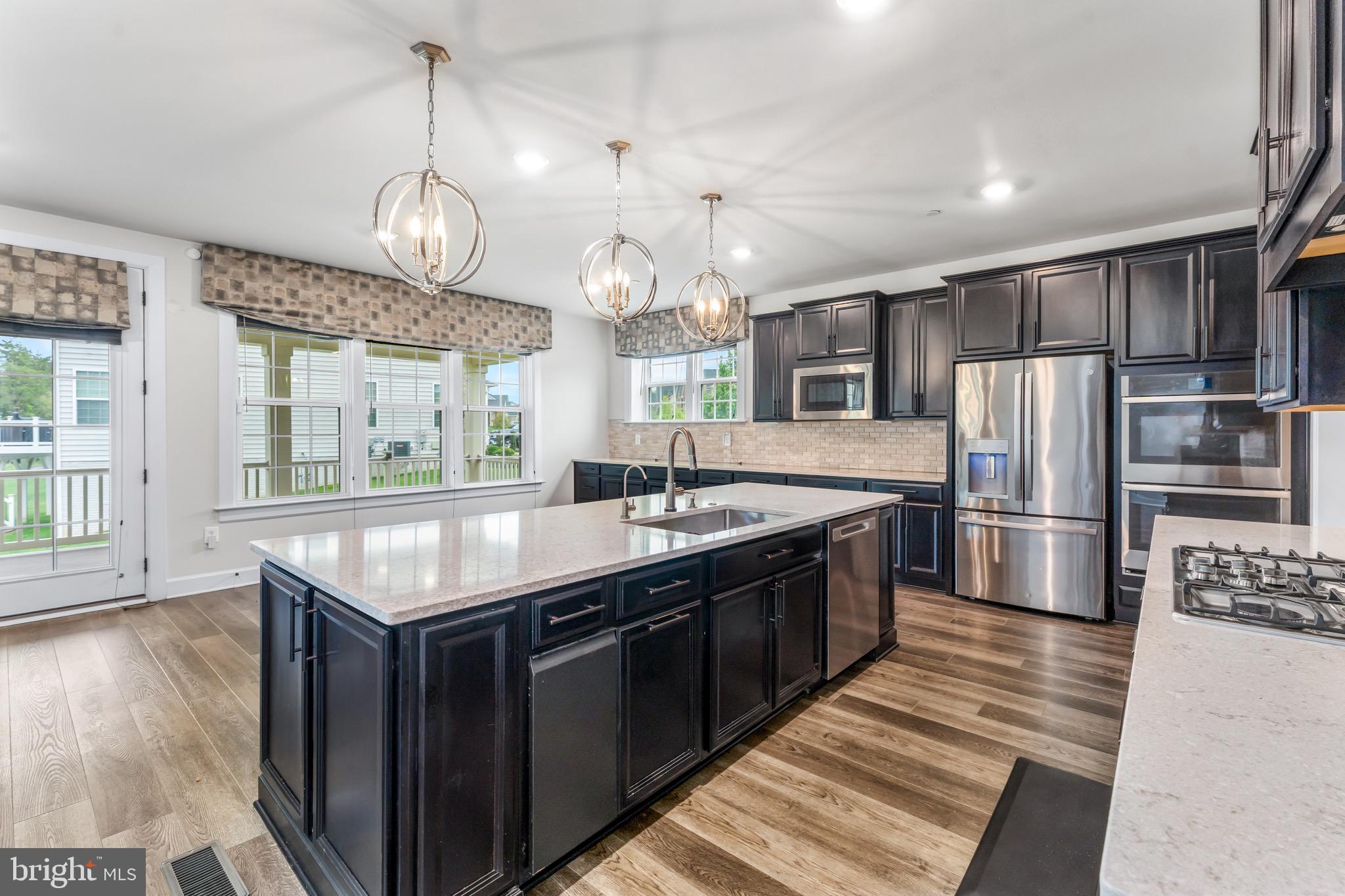 OAK CREEK CLUB - Residential