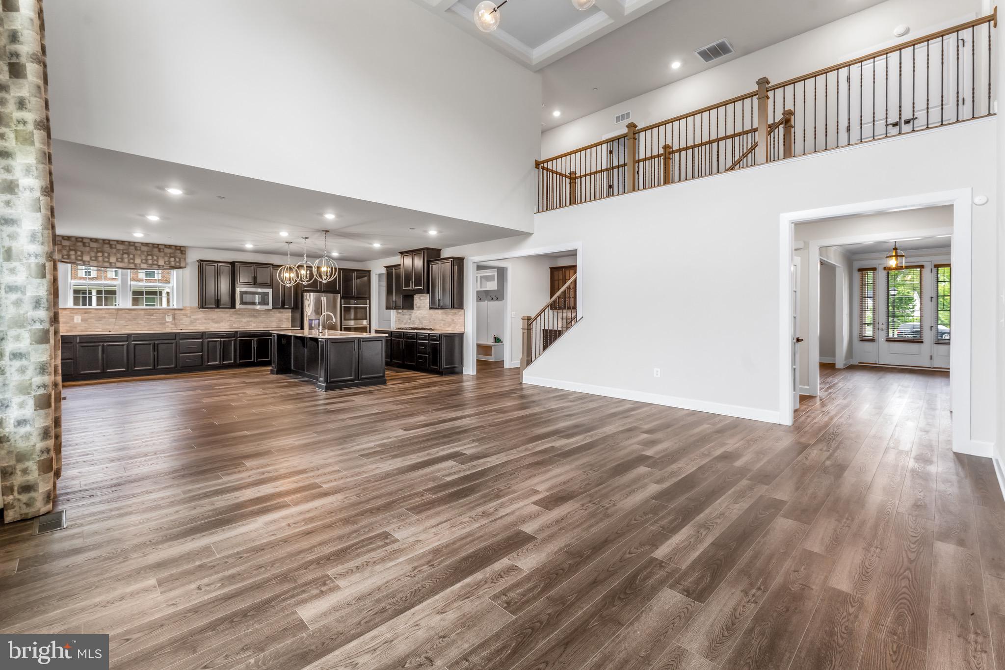 OAK CREEK CLUB - Residential