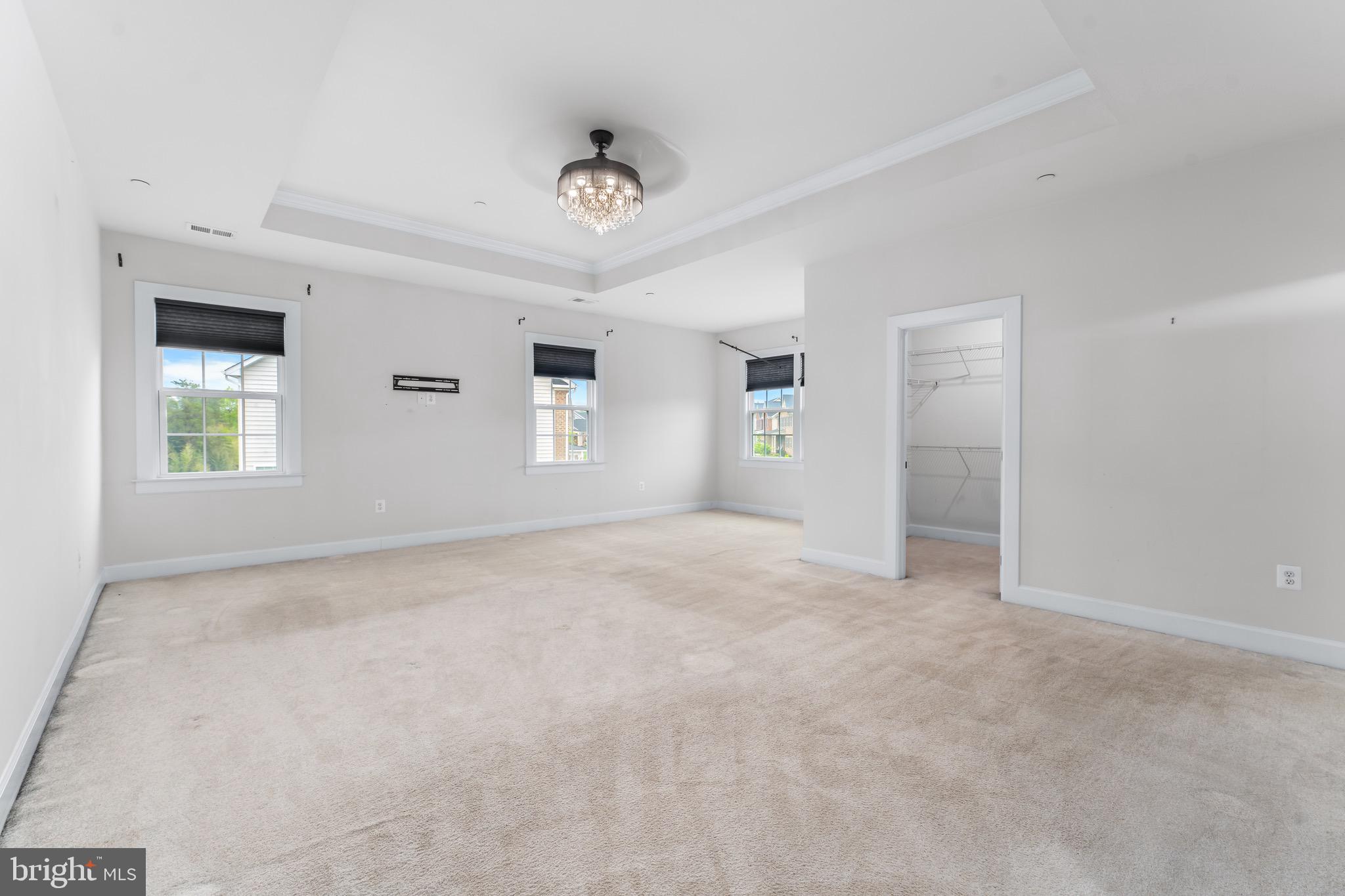 OAK CREEK CLUB - Residential