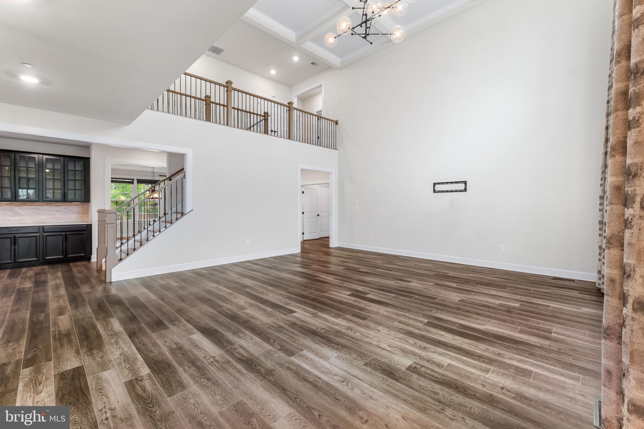 OAK CREEK CLUB - Residential