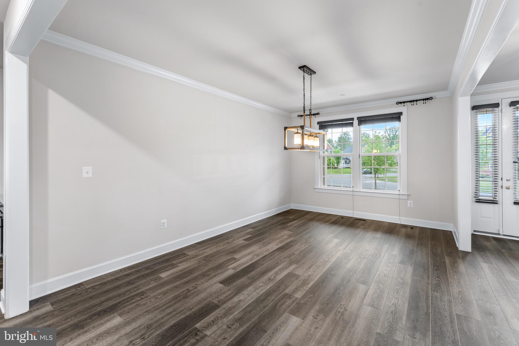 OAK CREEK CLUB - Residential