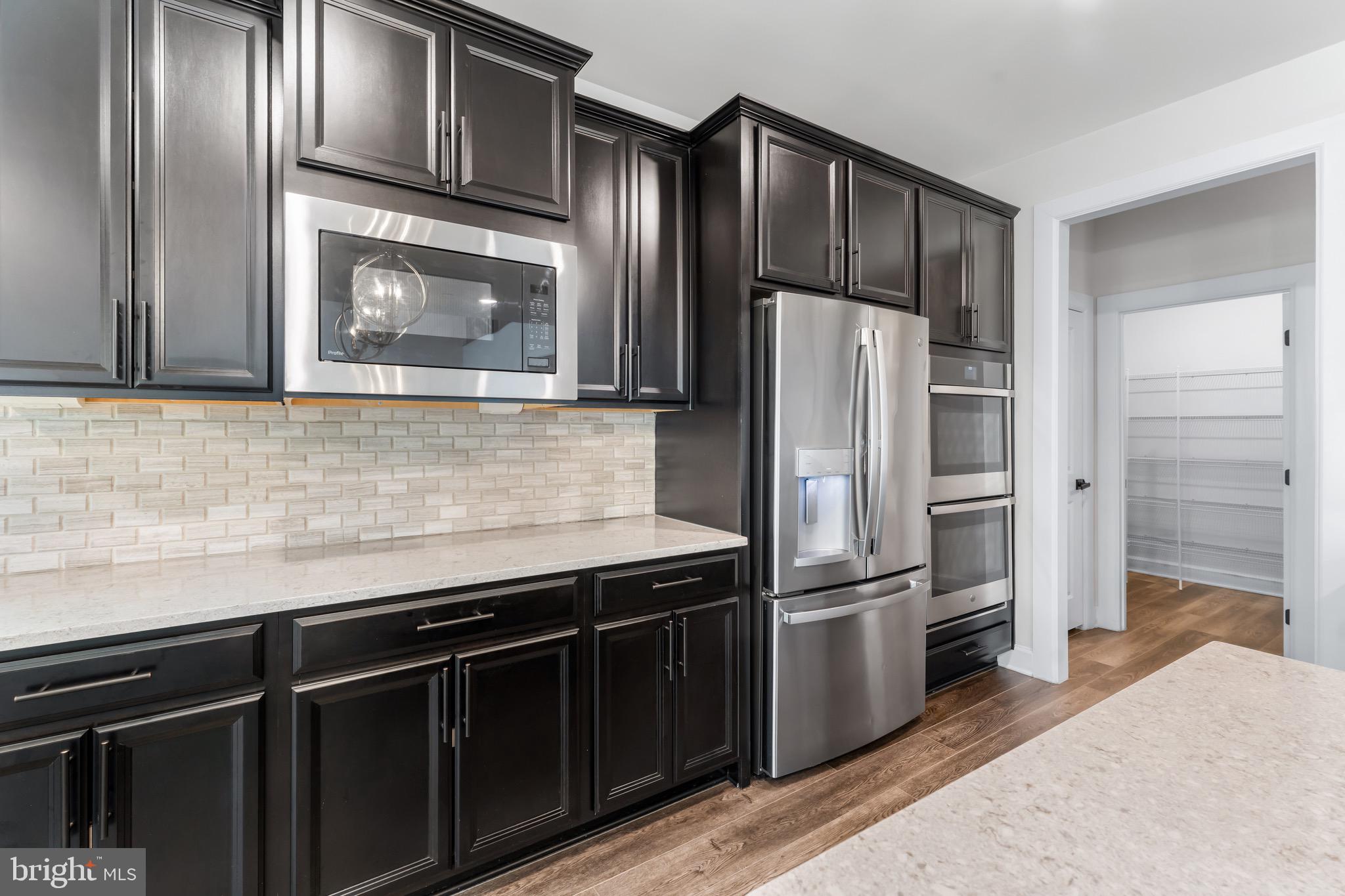 OAK CREEK CLUB - Residential