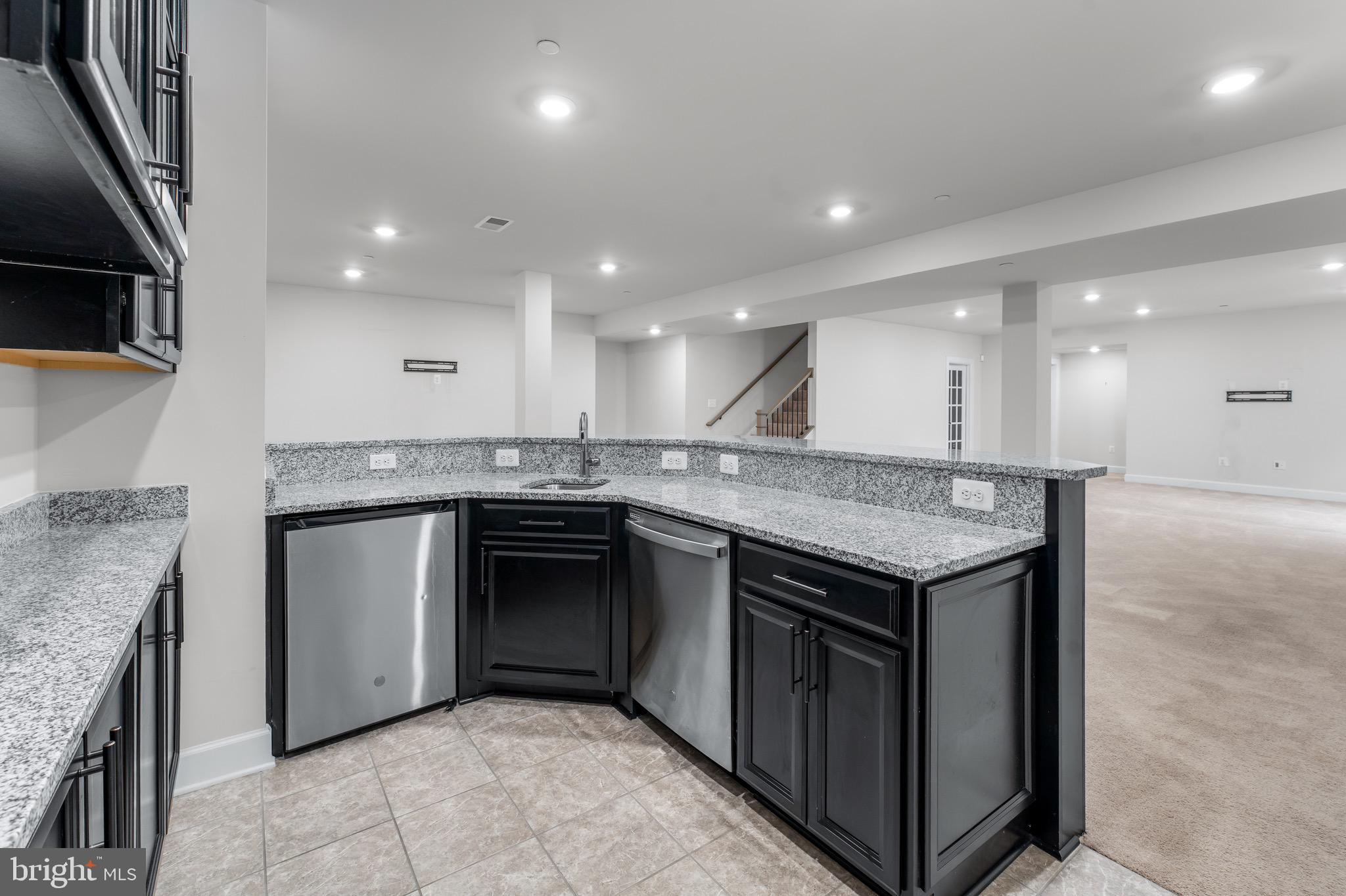 OAK CREEK CLUB - Residential