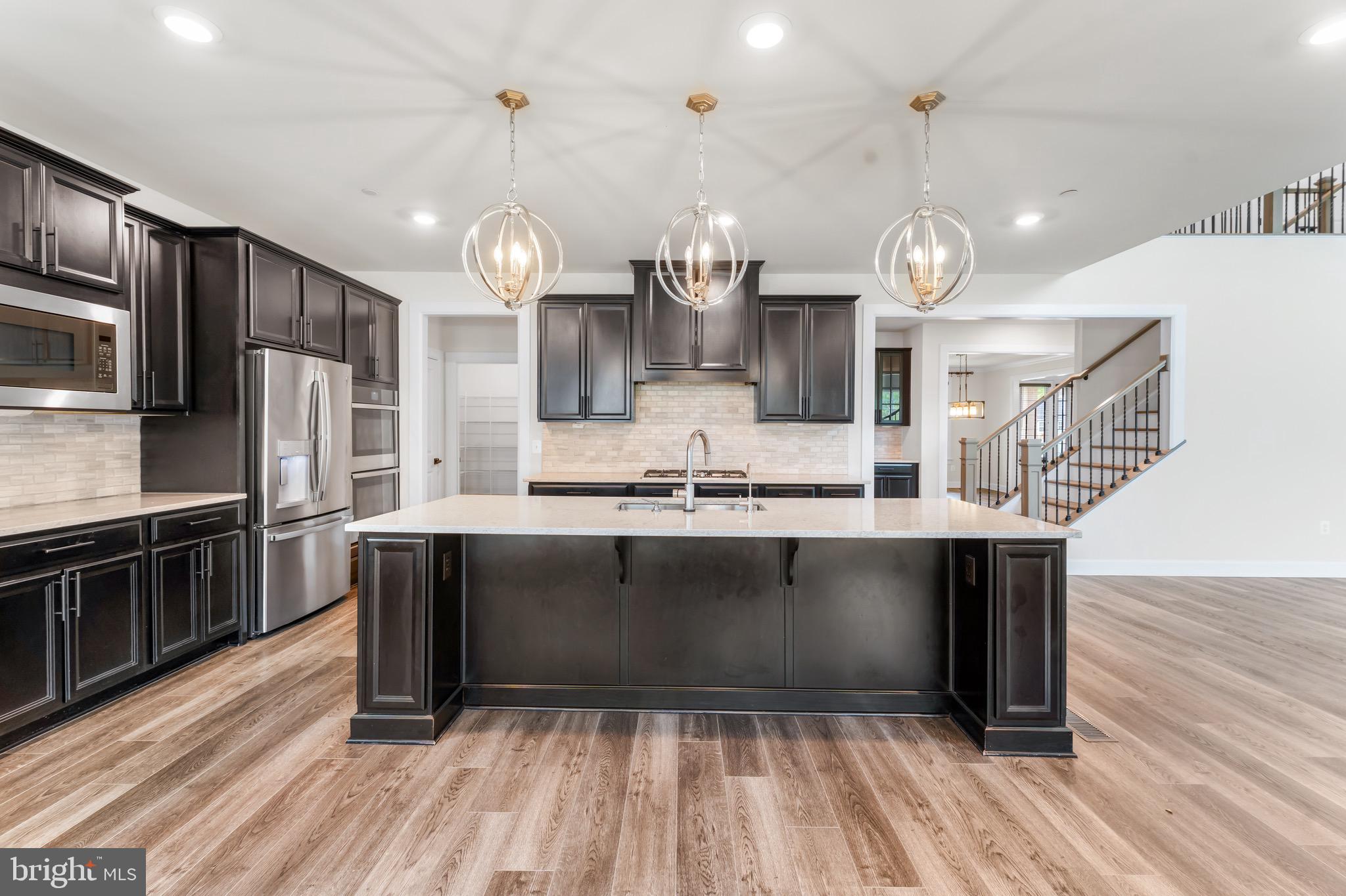 OAK CREEK CLUB - Residential