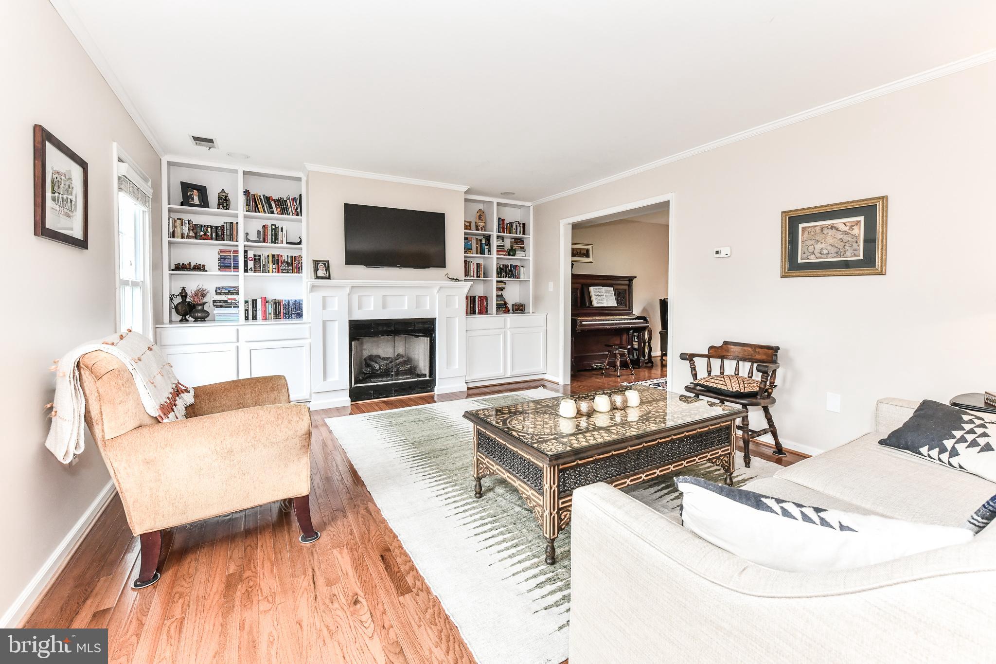 CRESTBROOK - Residential Lease