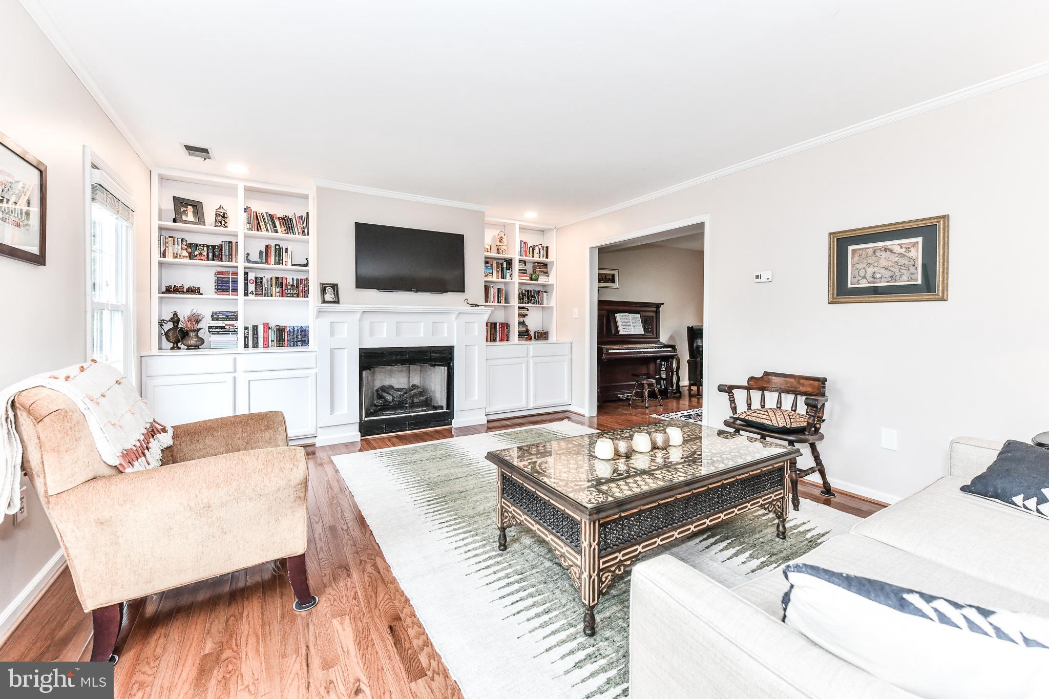 CRESTBROOK - Residential Lease