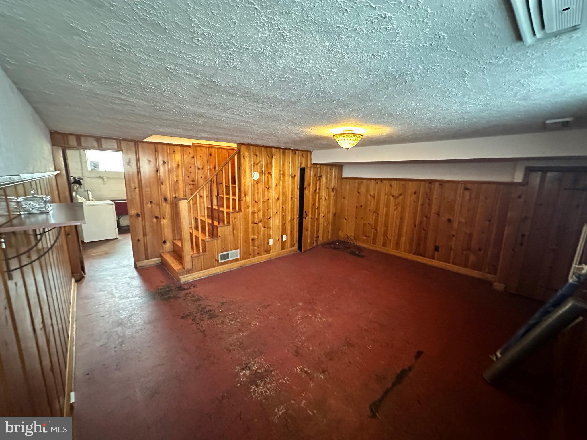 GWYNN OAK - Residential