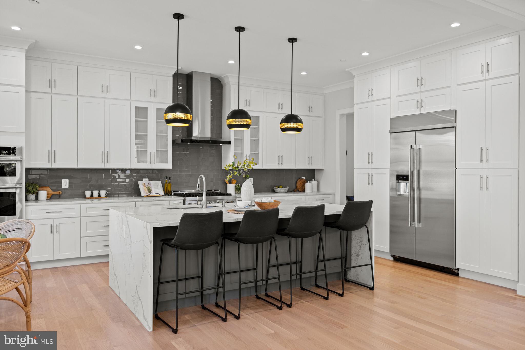 GLEN COVE - Residential